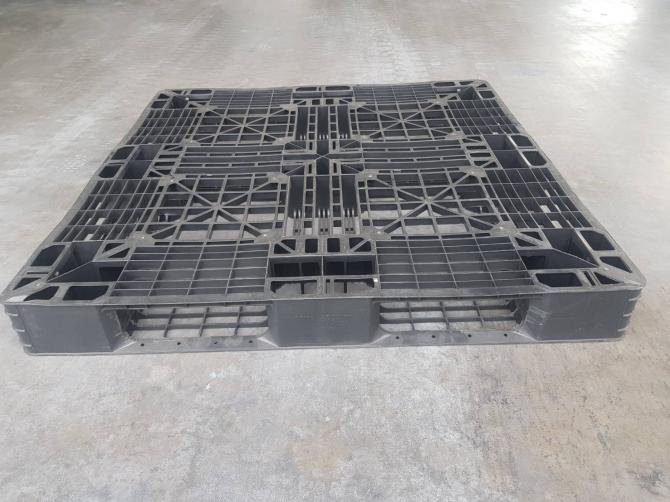 พาเลท พลาสติก Pallet Plastic ขนาด 1100x1100x120 mm.